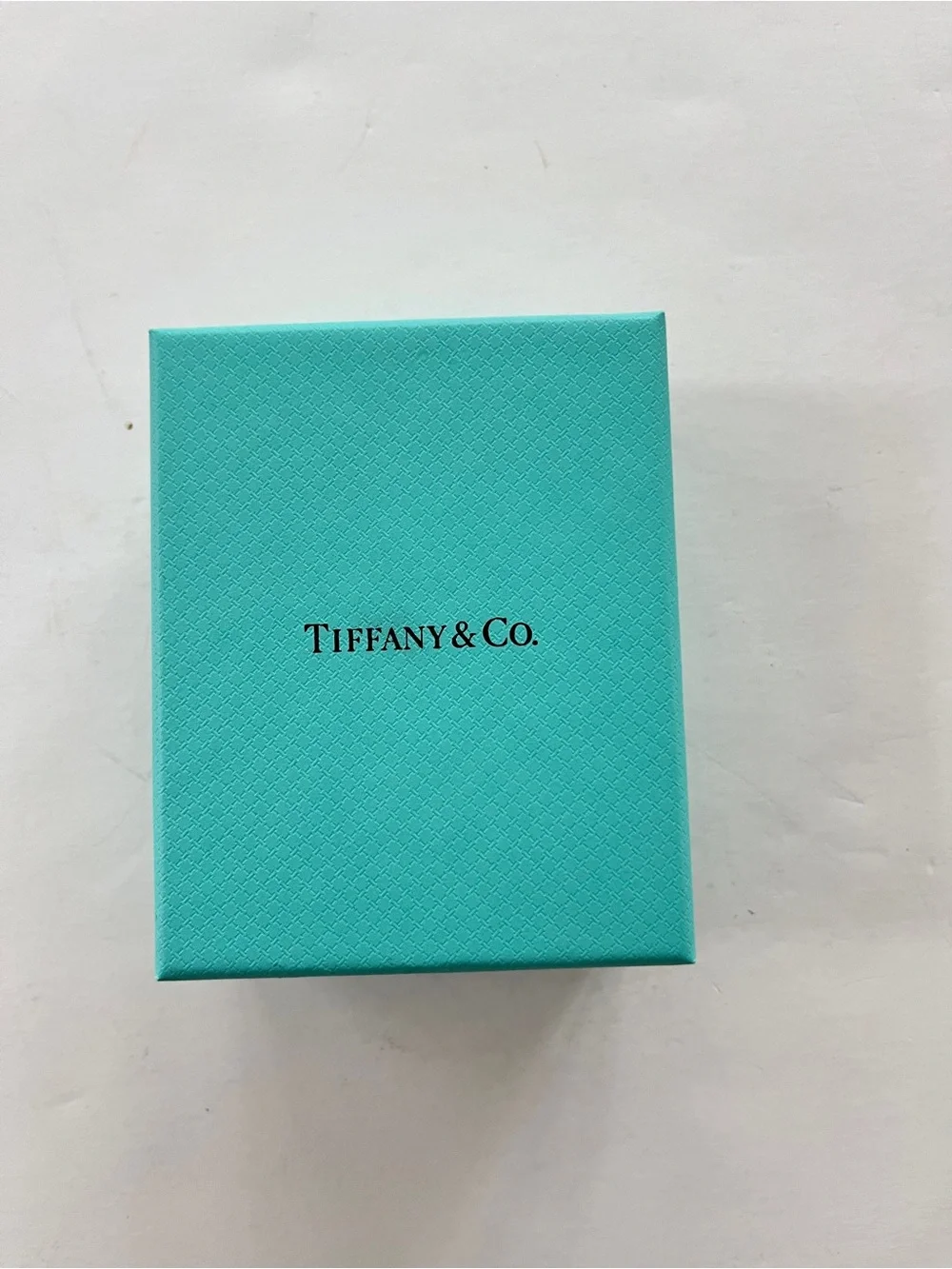 Tiffany & Co. Small Jewelry Box Signature blue-Green gift wrap for ring bracelet